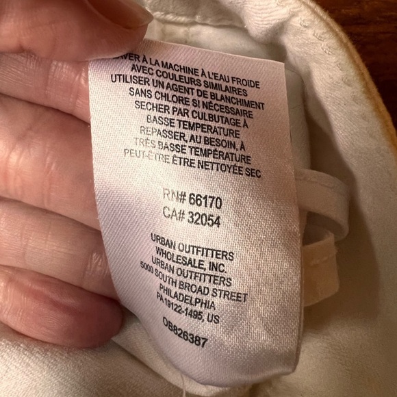 Free People white size 10 white denim mini skirt EUC - Picture 14 of 15